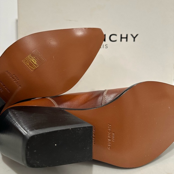 GIVENCHY COWBOY BOOTS - Picture 3 of 6